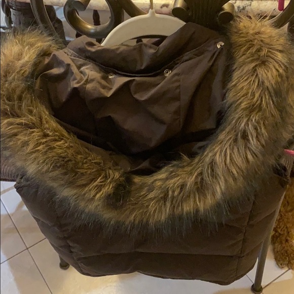 Gap puffer vest - Picture 4 of 8